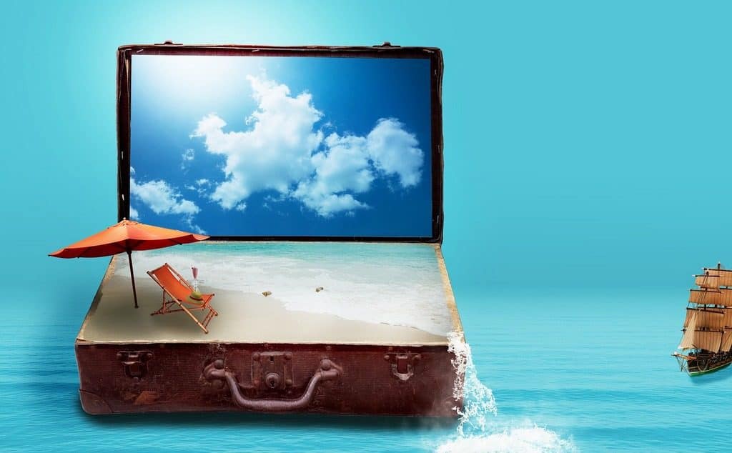 suitcase with the sea