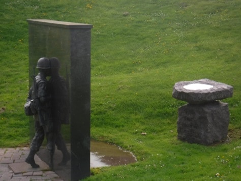 photos poems payne statue