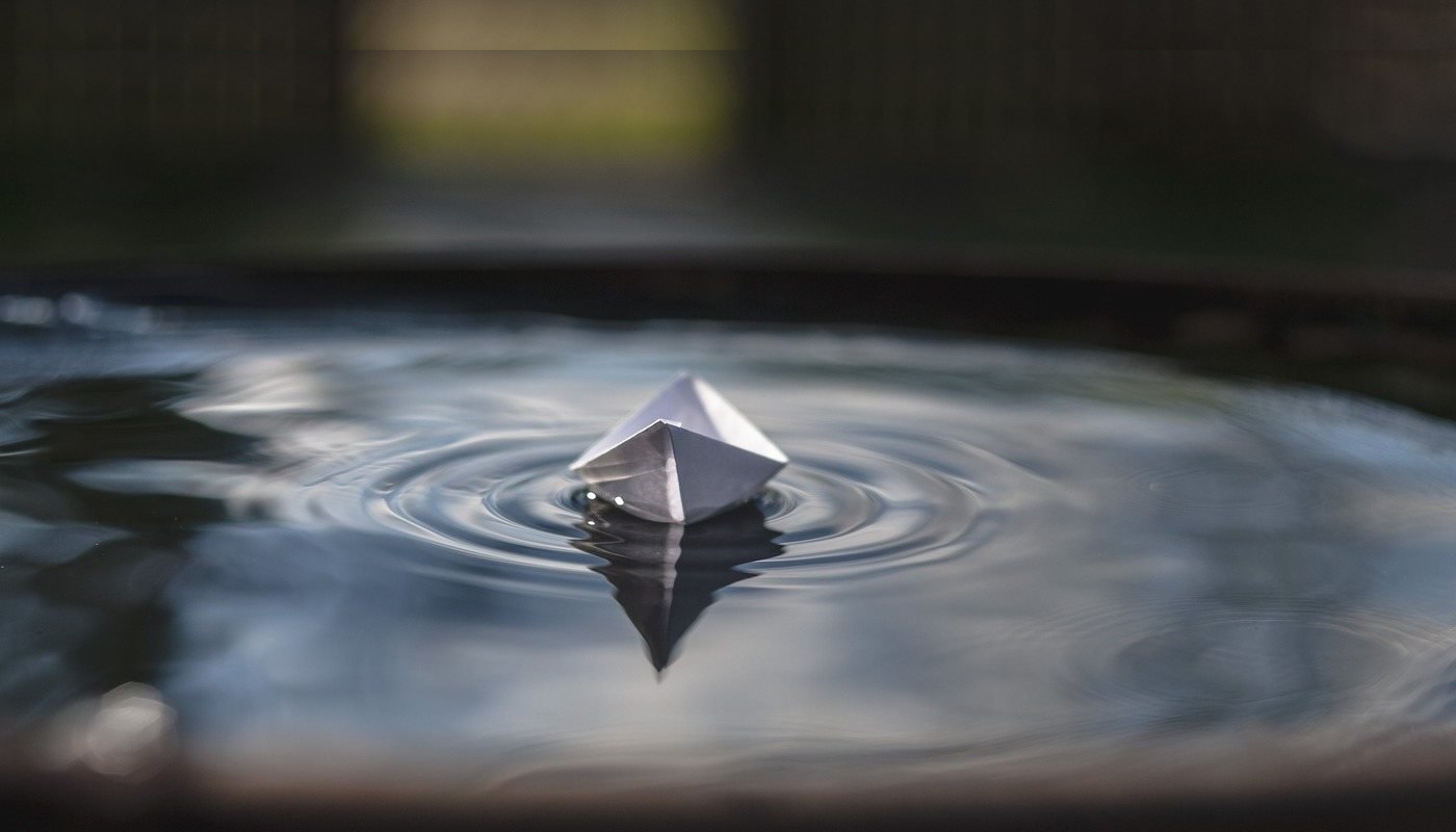 MEDITATION THROUGH FLOATING Exploring new depths through sensory deprivation therapy