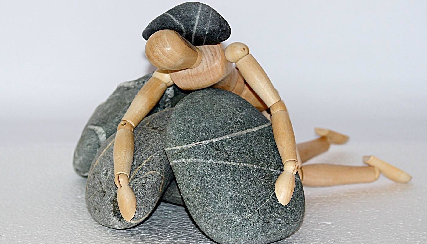 HOLDING PATTERN A state of being in the moment 1