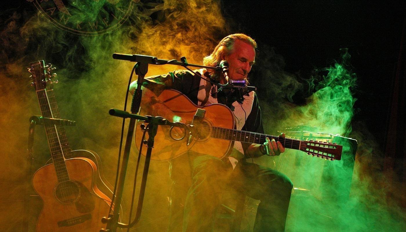 THE ENERGETIC IMPACT OF MUSIC: Zen and the art of guitar tuning 14 THE ENERGETIC IMPACT OF MUSIC Zen and the art of guitar tuning1